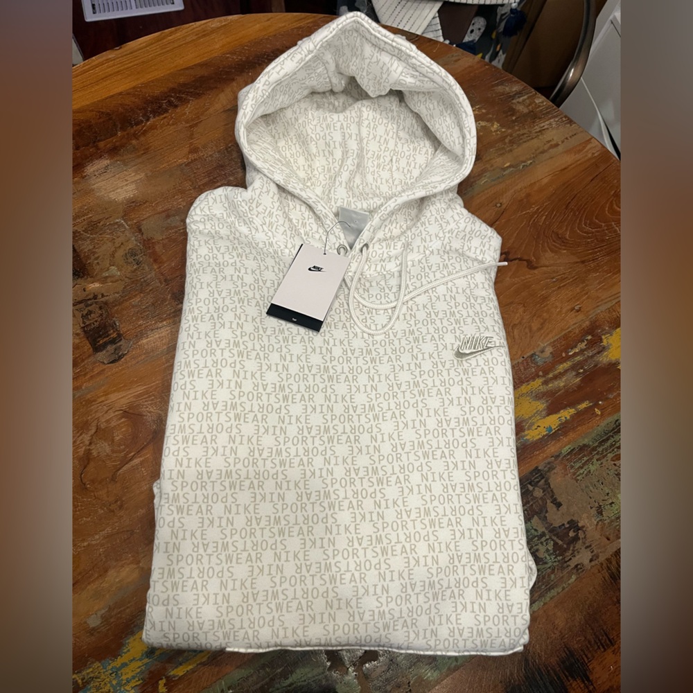NWT Nike Men’s Hoodie